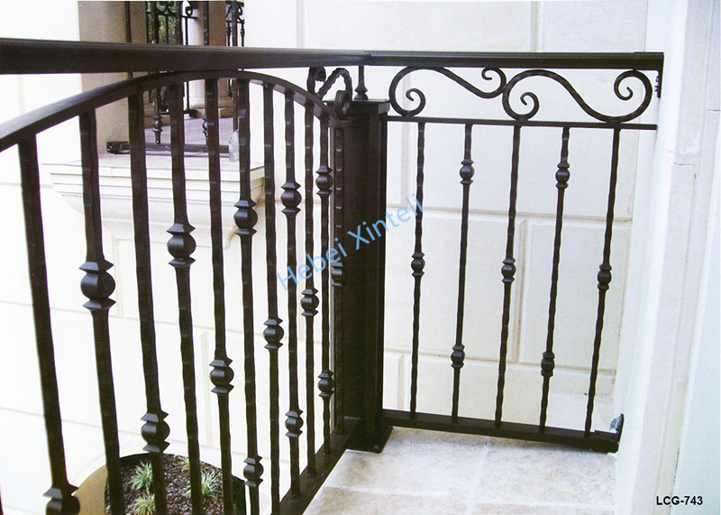 Ornamental iron fence1